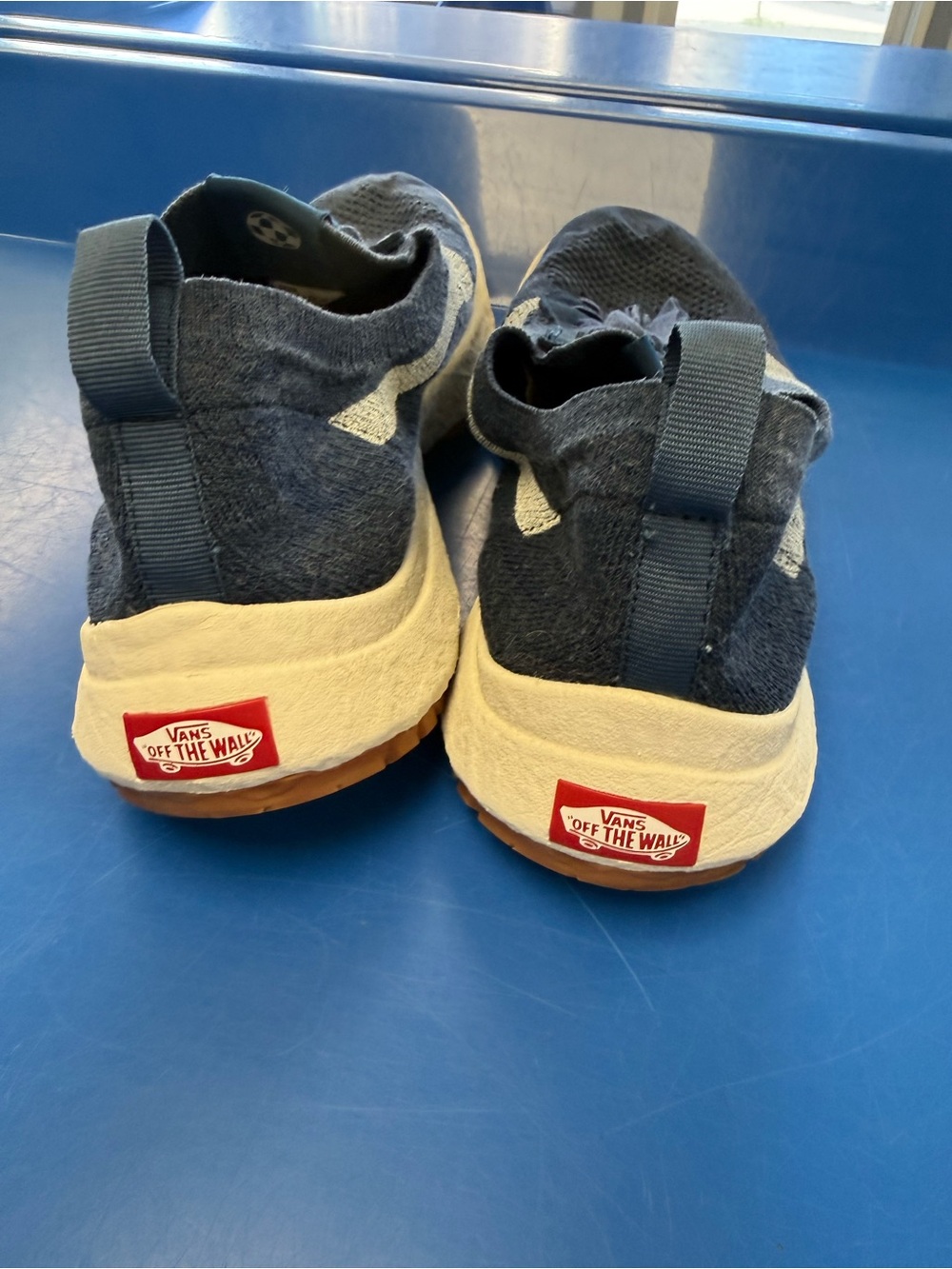 Vans men’s Sneakers in Navy and White with Red Logo